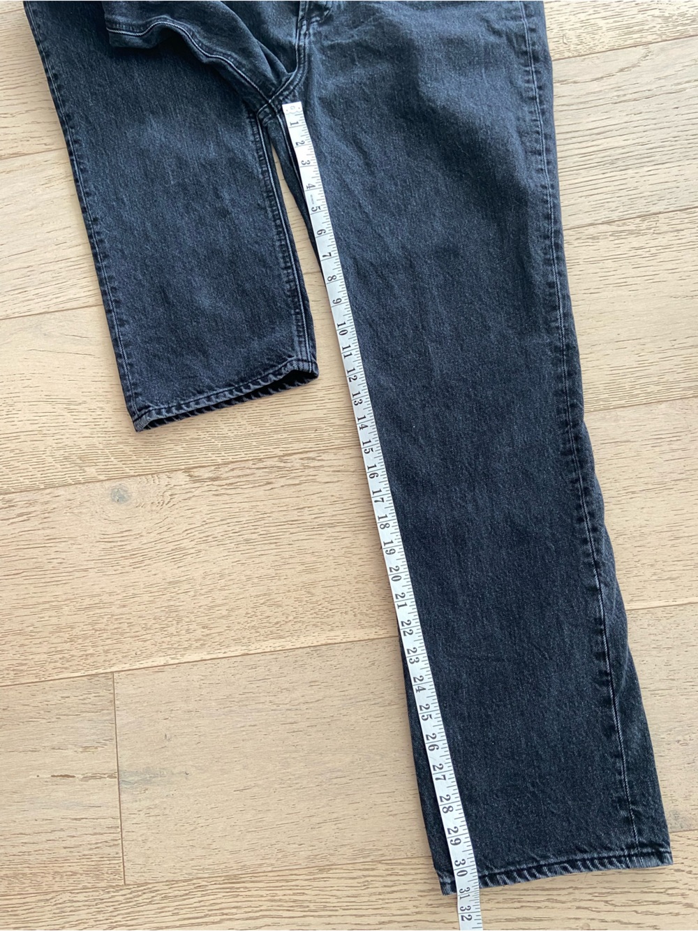 Aritzia Denim Forum Joni High Rise Loose Jeans Faded Black 29 Organic Cotton - Picture 9 of 9